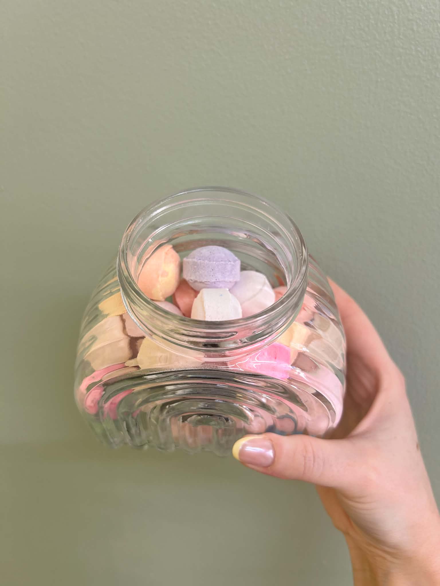 Pot en verre avec perles de bain (35 perles)