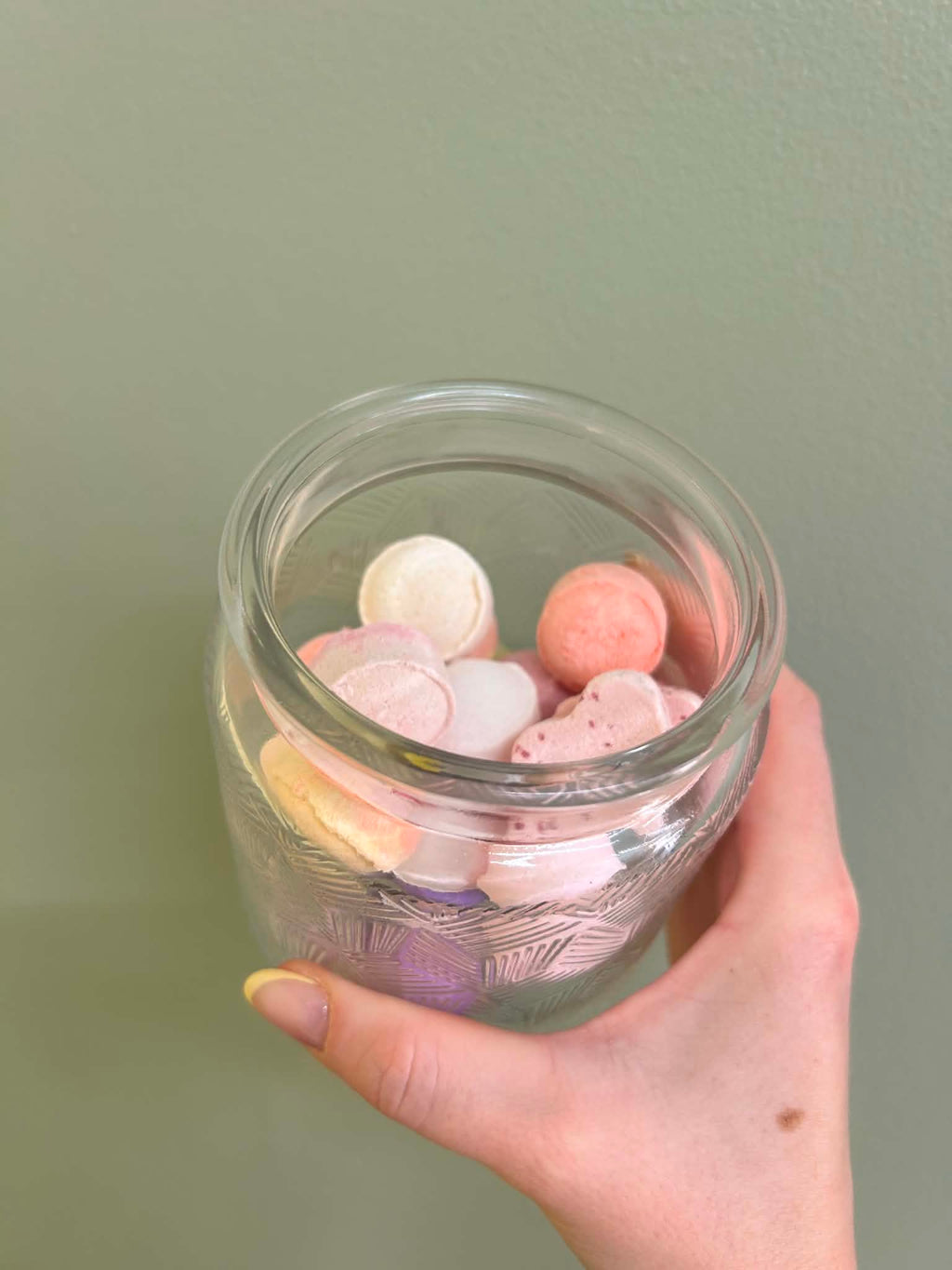 Pot en verre avec perles de bain (25 perles)