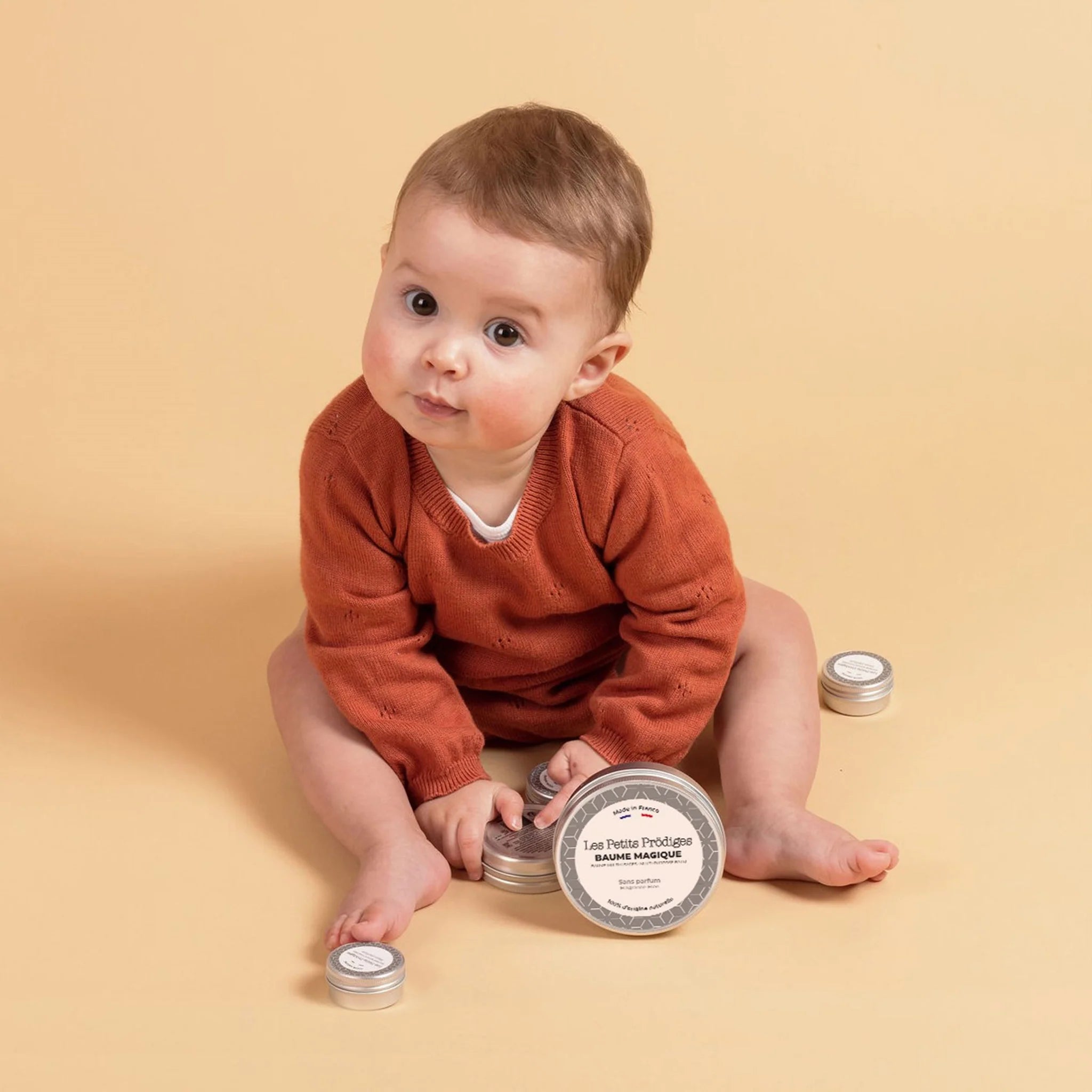 Bébé avec le baume magique Les Petits Prodiges 