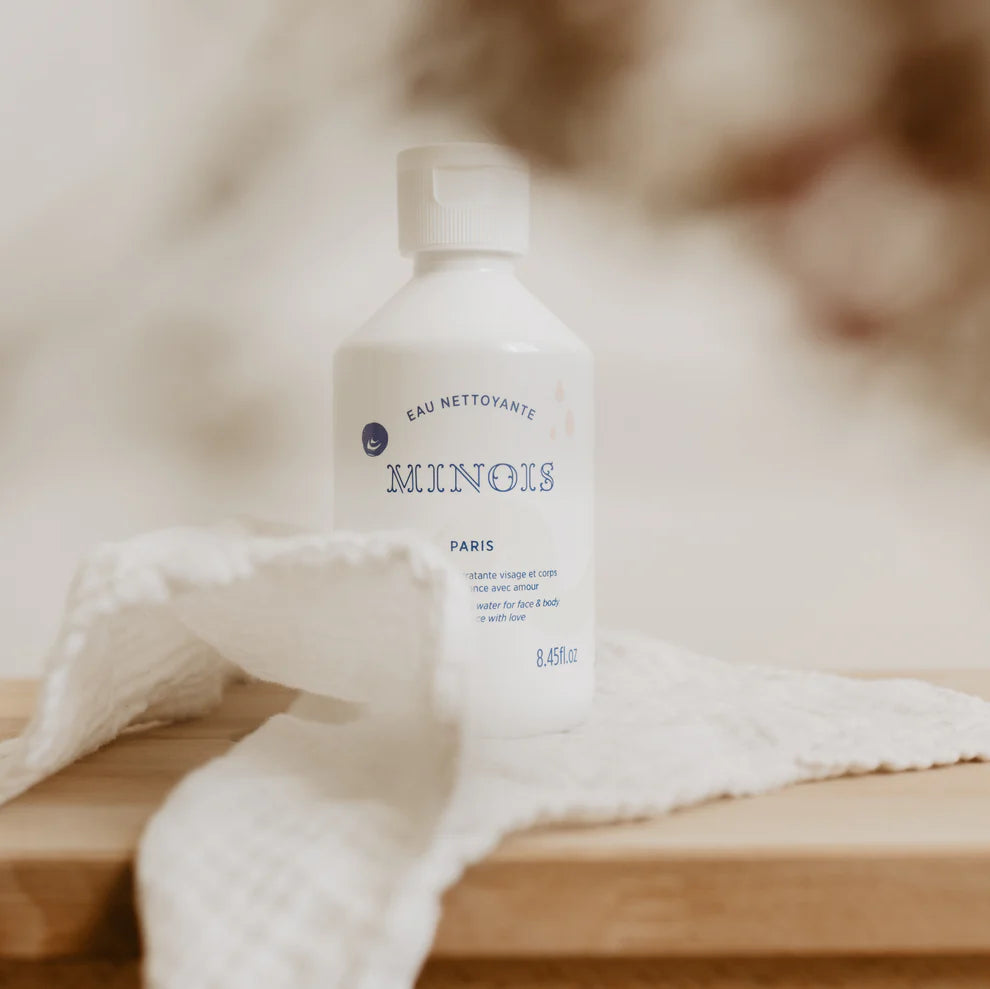 Eau nettoyante pour bebe 