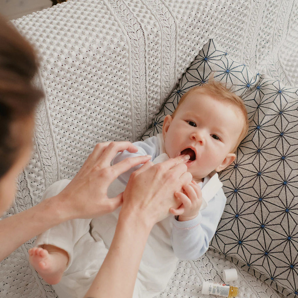 Huile qui apaise les gencives "Premières dents" dés 3 mois - NEOBULLE